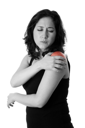 Woman With Shoulder Pain - inflammation treatment in charlotte