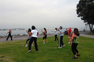 People Exercising - charlotte weight loss programs